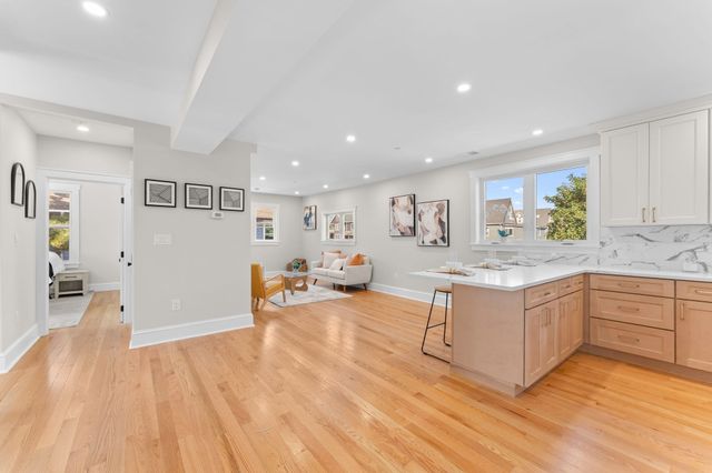 194 Washington Ave 3, Winthrop, MA 02152
