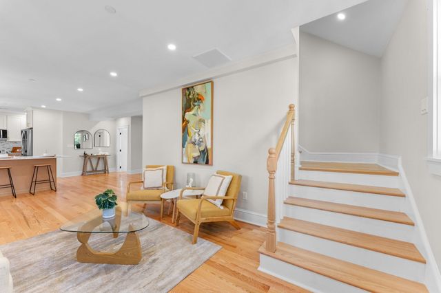 194 Washington Ave 3, Winthrop, MA 02152