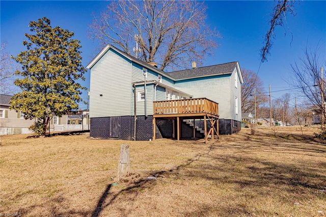 319 Cherry Street, Eden, NC 27288