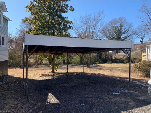 319 Cherry Street, Eden, NC 27288