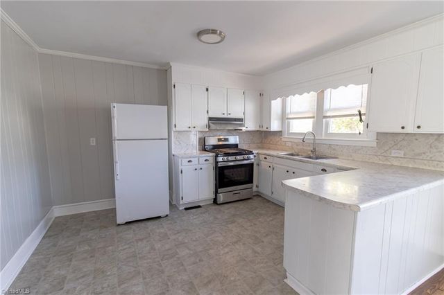 319 Cherry Street, Eden, NC 27288