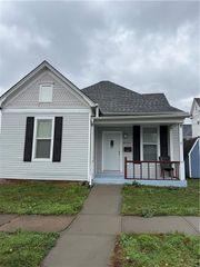 6210 S 3rd Street, St Joseph, MO 64504