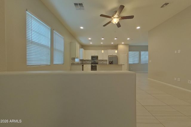 14989 W WILSHIRE Drive, Goodyear, AZ 85395
