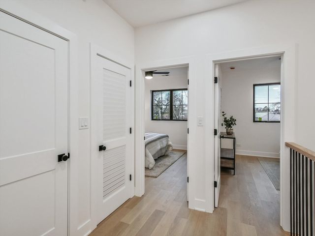 1215 N Taylor Avenue, Oak Park, IL 60302