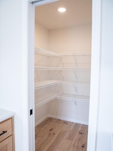 1474 66th Avenue S, Fargo, ND 58104