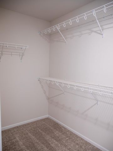 1474 66th Avenue S, Fargo, ND 58104