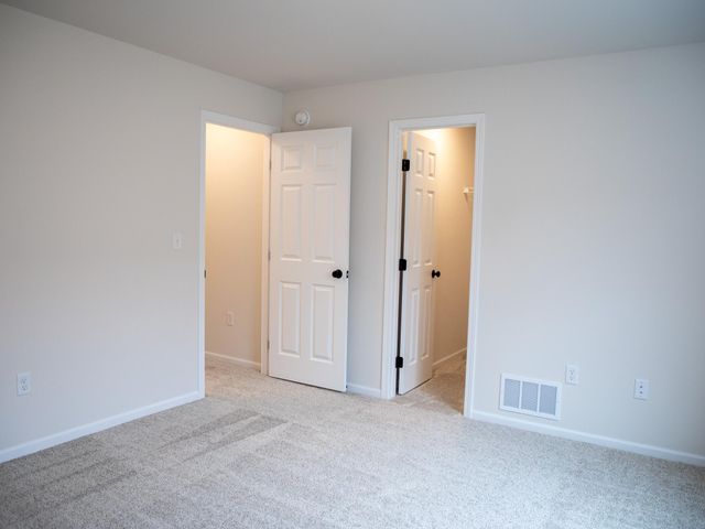 1474 66th Avenue S, Fargo, ND 58104