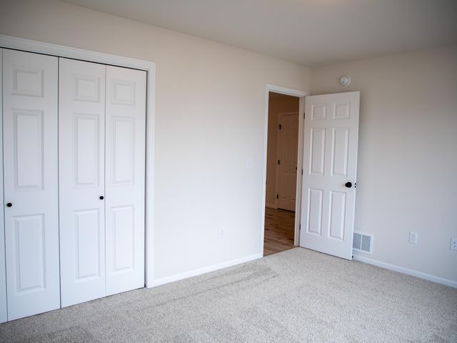 1474 66th Avenue S, Fargo, ND 58104