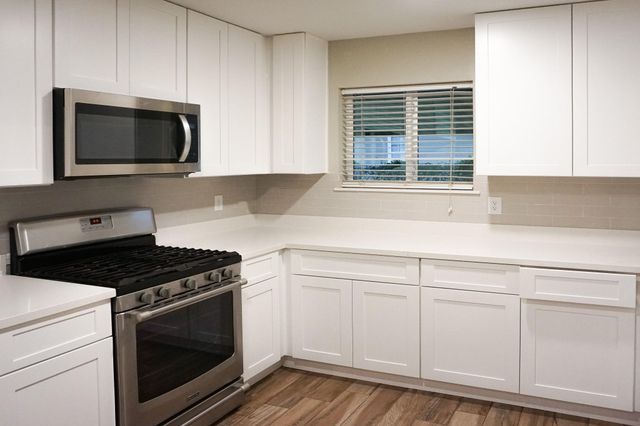 8521 Woodlyn Road, Houston, TX 77028