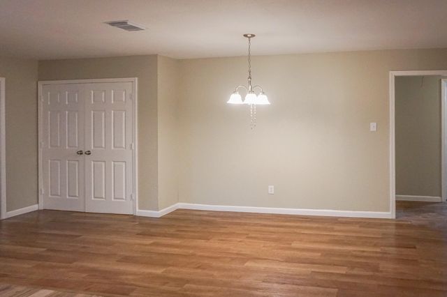 8521 Woodlyn Road, Houston, TX 77028