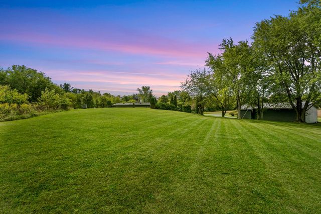 17635 White Oak Avenue, Lowell, IN 46356