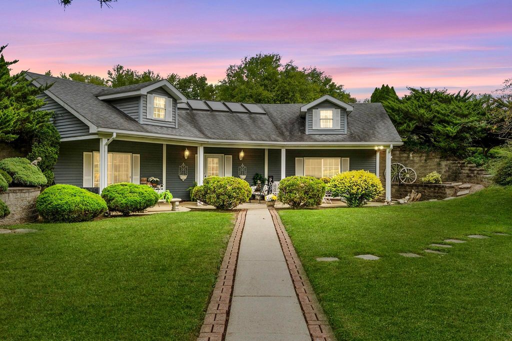 17635 White Oak Avenue, Lowell, IN 46356