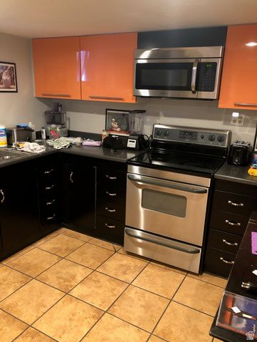 562 N 1000 W, Salt Lake City, UT 84116