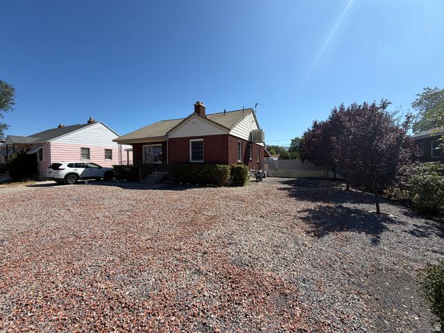 562 N 1000 W, Salt Lake City, UT 84116