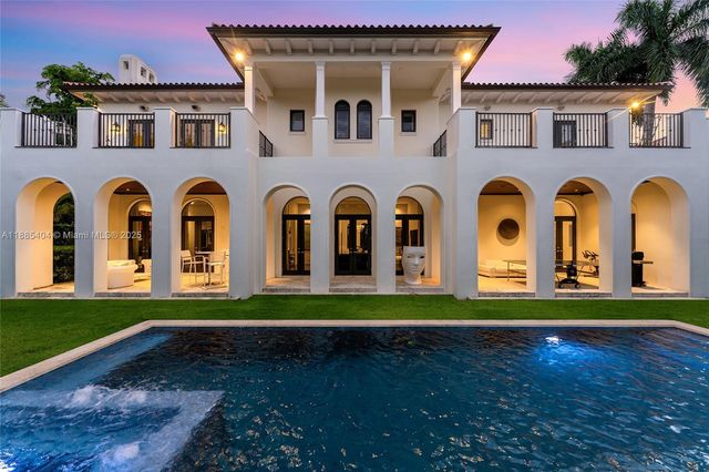 231 Costanera Rd, Coral Gables, FL 33143