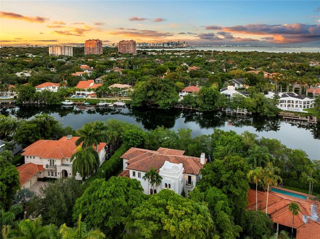 231 Costanera Rd, Coral Gables, FL 33143