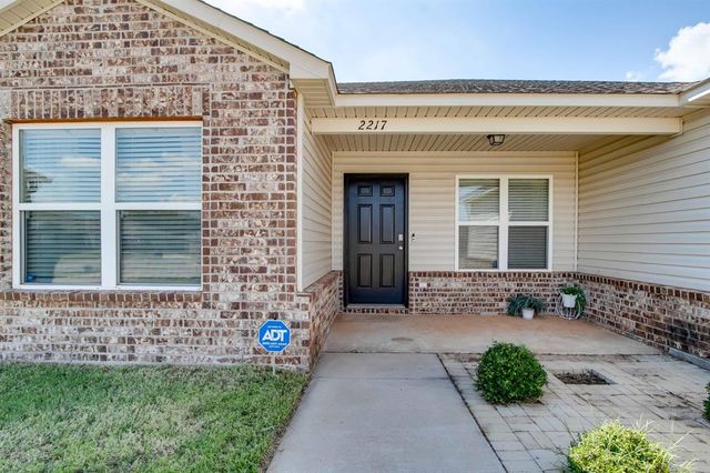 2217 Stella Road, Yukon, OK 73099