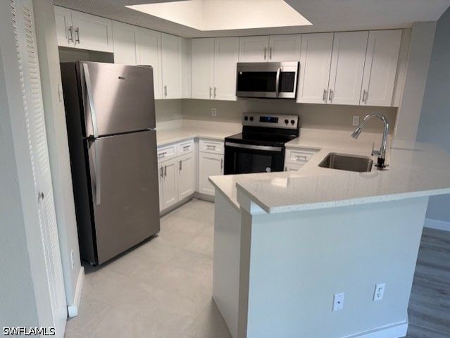 1390 Wildwood Lakes BLVD 8, Naples, FL 34104