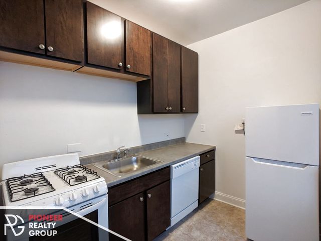 1534 N Kedzie Avenue 3G, Chicago, IL 60651