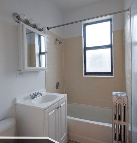 1534 N Kedzie Avenue 3G, Chicago, IL 60651