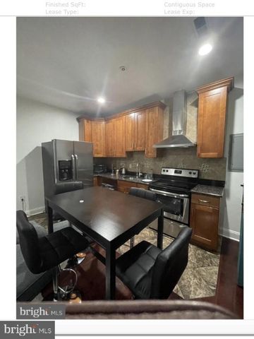 1316 WALNUT ST, Philadelphia, PA 19107