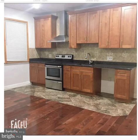 1316 WALNUT ST, Philadelphia, PA 19107