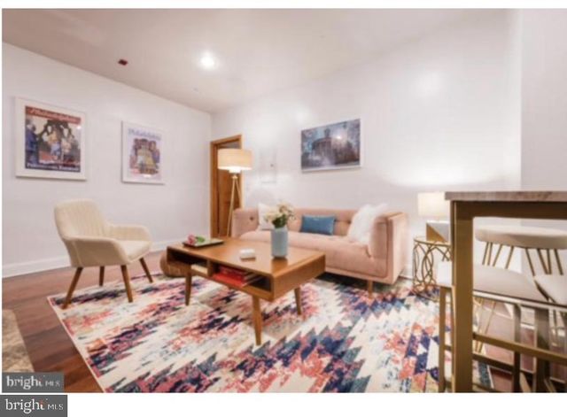 1316 WALNUT ST, Philadelphia, PA 19107