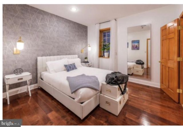 1316 WALNUT ST, Philadelphia, PA 19107