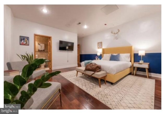 1316 WALNUT ST, Philadelphia, PA 19107