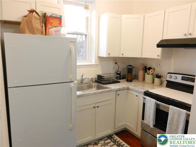 1428 Center Street 2, Bethlehem City, PA 18018