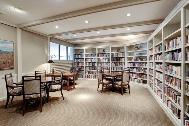 5555 Del Monte Drive 1305, Houston, TX 77056