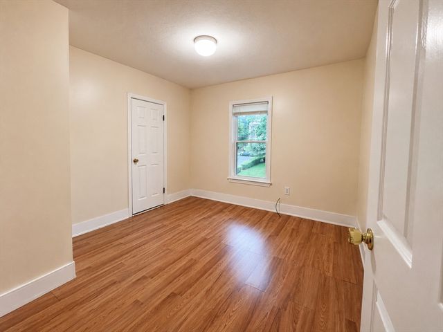 30 Ekman Street 3, Worcester, MA 01607