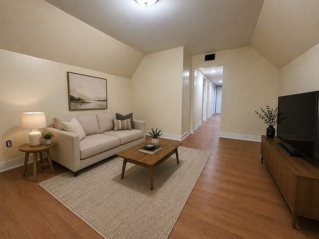 30 Ekman Street 3, Worcester, MA 01607