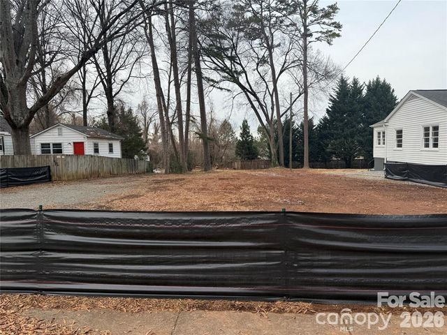 733 Fugate Avenue, Charlotte, NC 28205