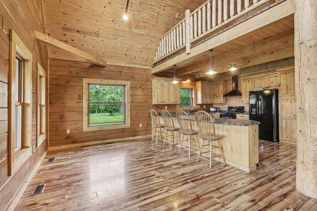 13578 State Route 104, Ashville, OH 43103