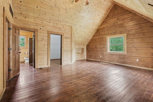 13578 State Route 104, Ashville, OH 43103