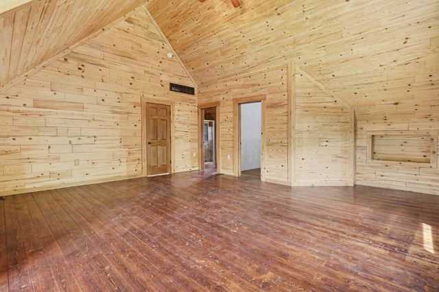 13578 State Route 104, Ashville, OH 43103