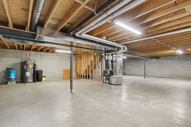 13578 State Route 104, Ashville, OH 43103