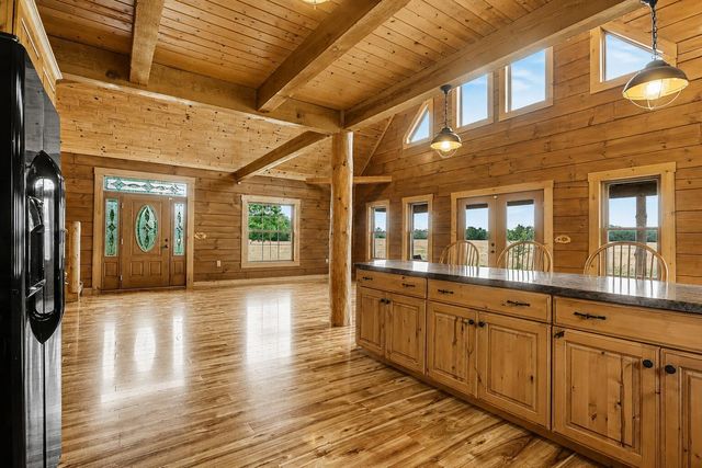 13578 State Route 104, Ashville, OH 43103