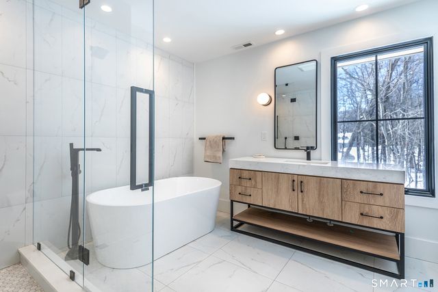 45 Chalybes Road, Roxbury, CT 06783