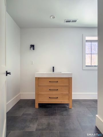 45 Chalybes Road, Roxbury, CT 06783