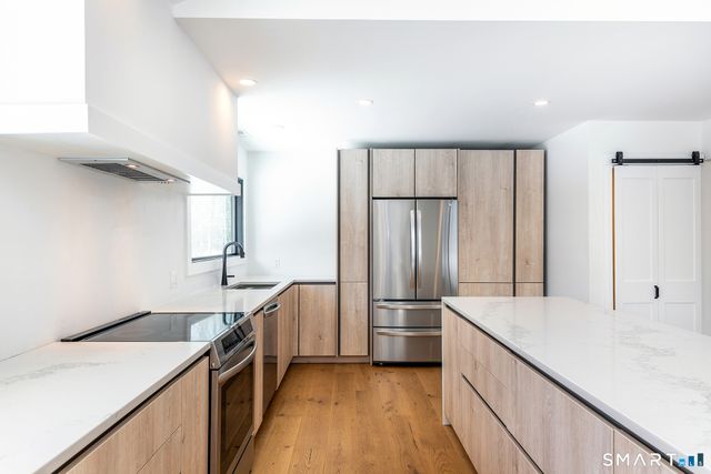 45 Chalybes Road, Roxbury, CT 06783