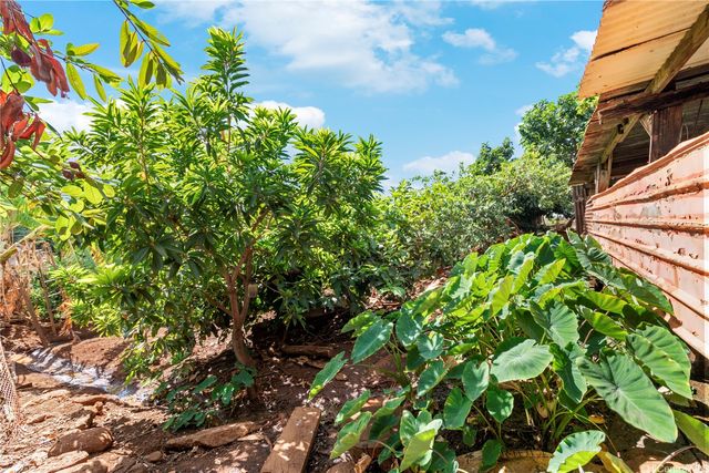 85-1490 Waianae Valley Road, Waianae, HI 96792