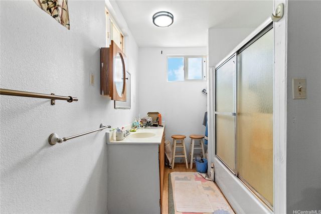 85-1490 Waianae Valley Road, Waianae, HI 96792