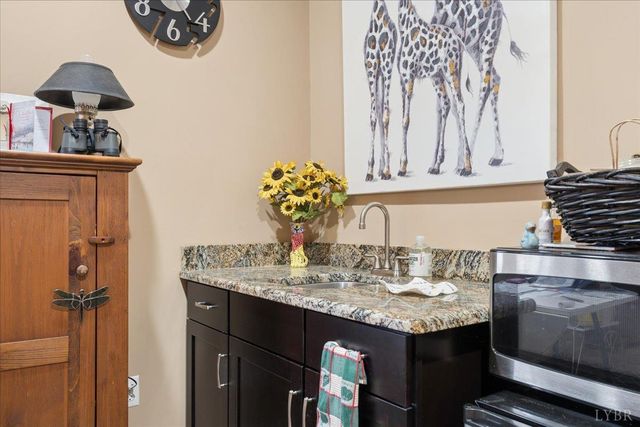 1111 Lejack Circle, Forest, VA 24551