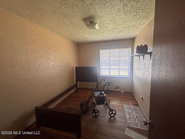 2206 Margaret W Alexander Drive, Jackson, MS 39213