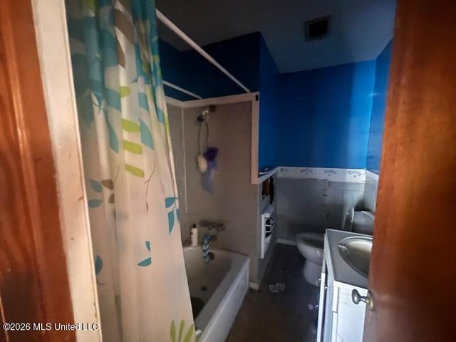 2206 Margaret W Alexander Drive, Jackson, MS 39213