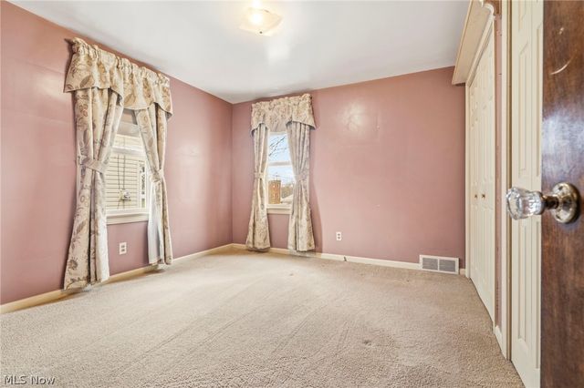 4454 2nd Street NW, Canton, OH 44708