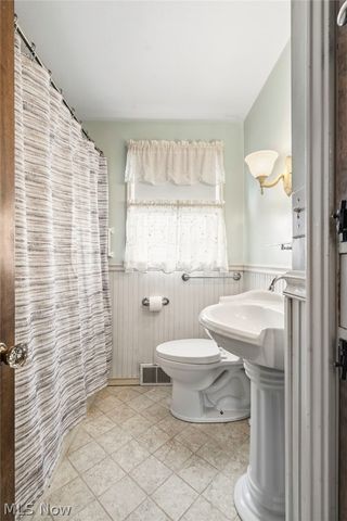 4454 2nd Street NW, Canton, OH 44708