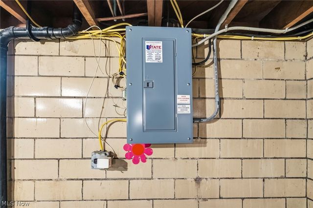 4454 2nd Street NW, Canton, OH 44708